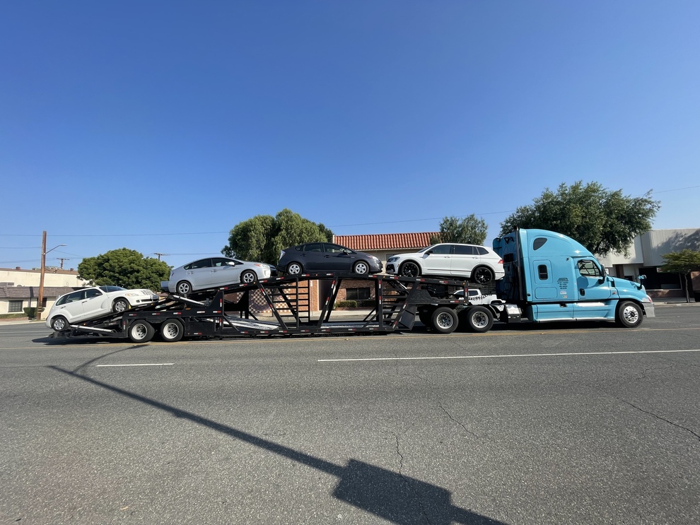 You are currently viewing Expediting Auto Shipping with Colorado Springs Car Transport